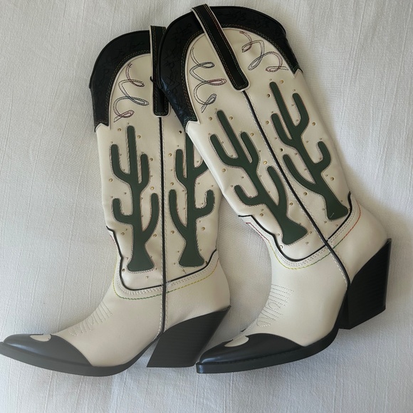 Zara Shoes - Brand New Cowboy Boots